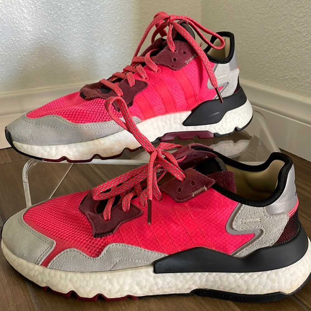 Adidas Originals Men's Nite Jogger in Red